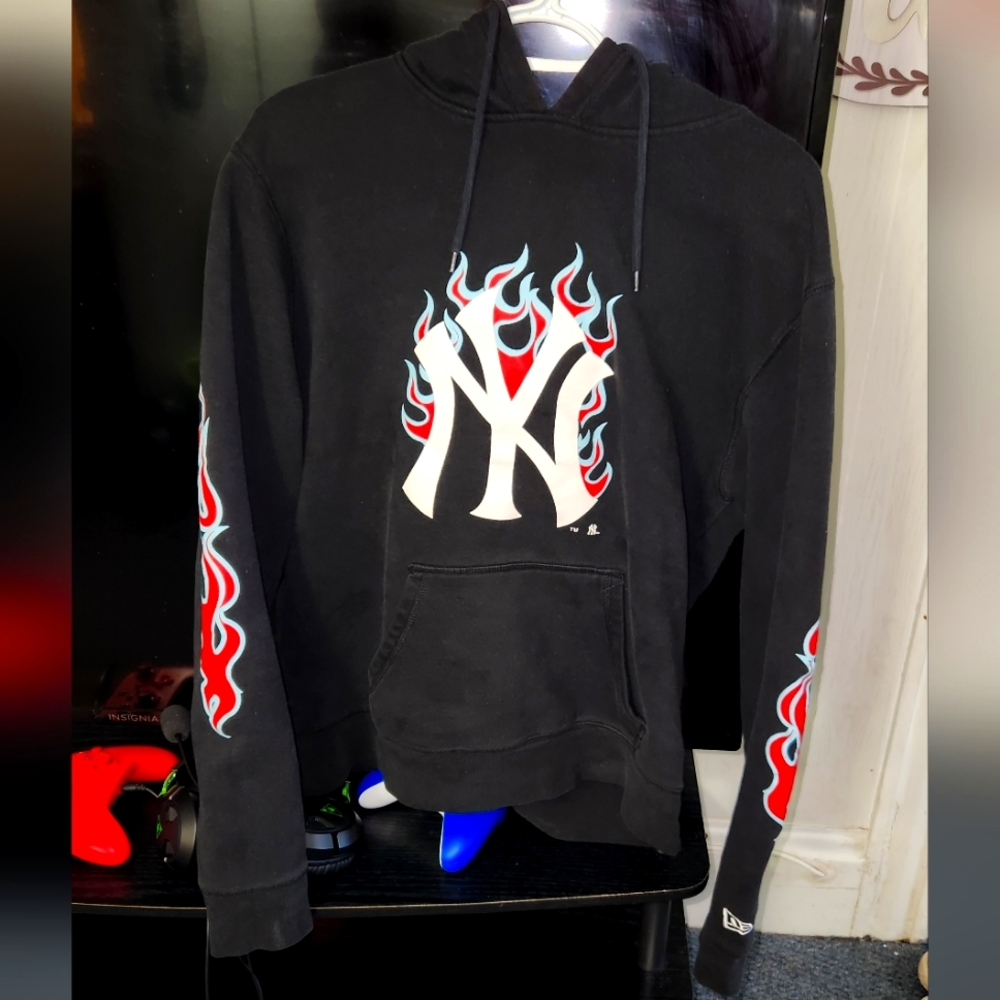 New Era Yankees Hoodie
